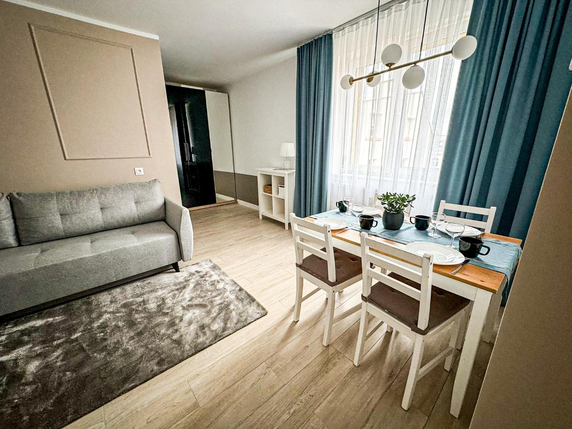 Przy Plazy Rum i privatbostad Sopot